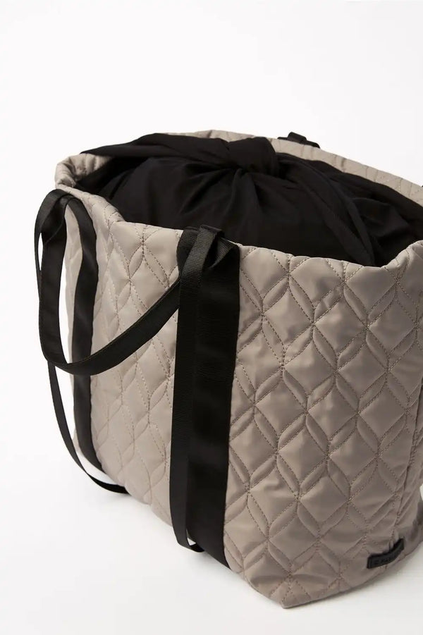 The Day Trip Tote (Large)
