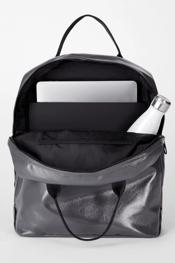 The Minimalist Backpack