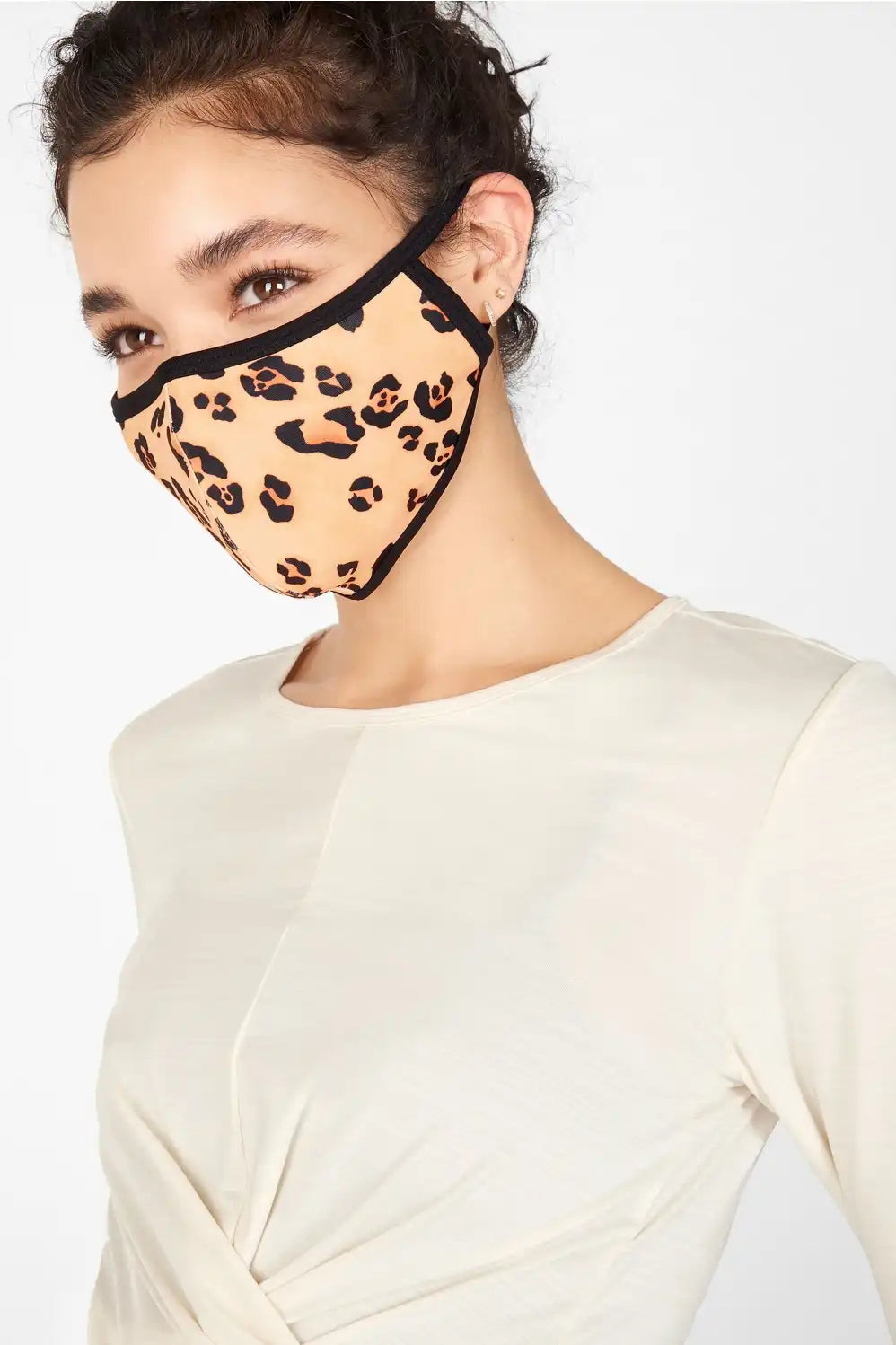 The Solidarity Mask Secondary image