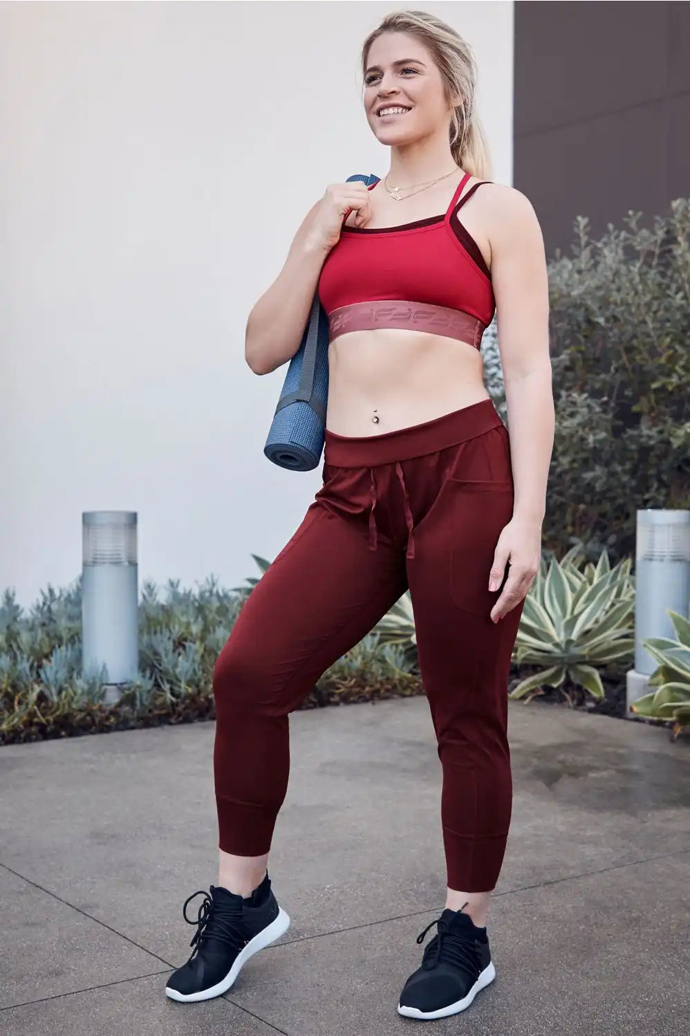 Poppy Seamless Sports Bra