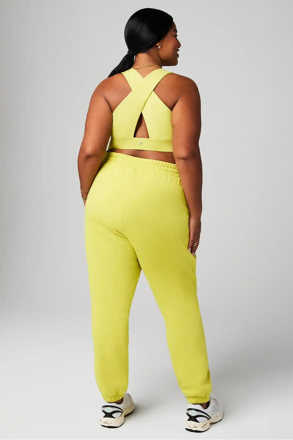 Oasis Twist Medium Impact Sports Bra