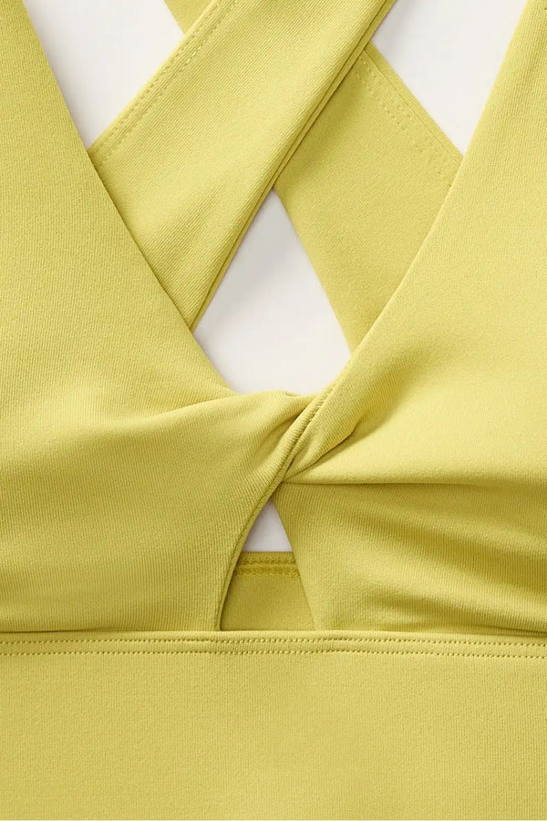 Oasis Twist Medium Impact Sports Bra