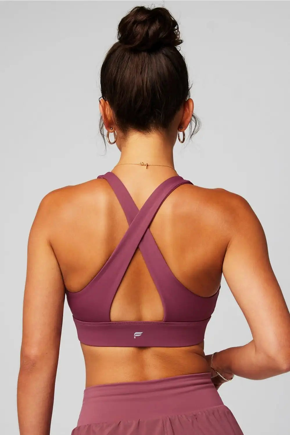 Oasis Twist Medium Impact Sports Bra Secondary image