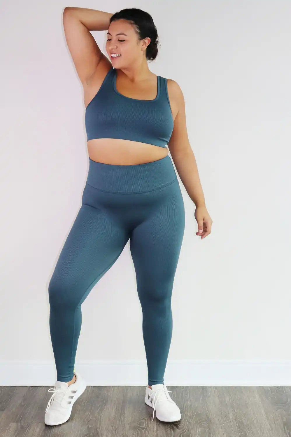 Jas Seamless Sports Bra