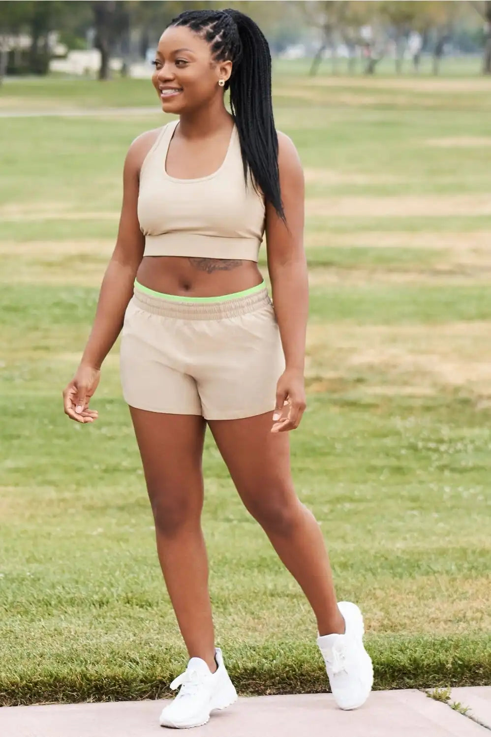 On-The-Go Medium Impact Sports Bra Secondary image