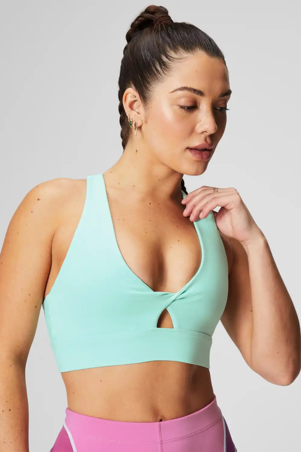Oasis Twist Sports Bra