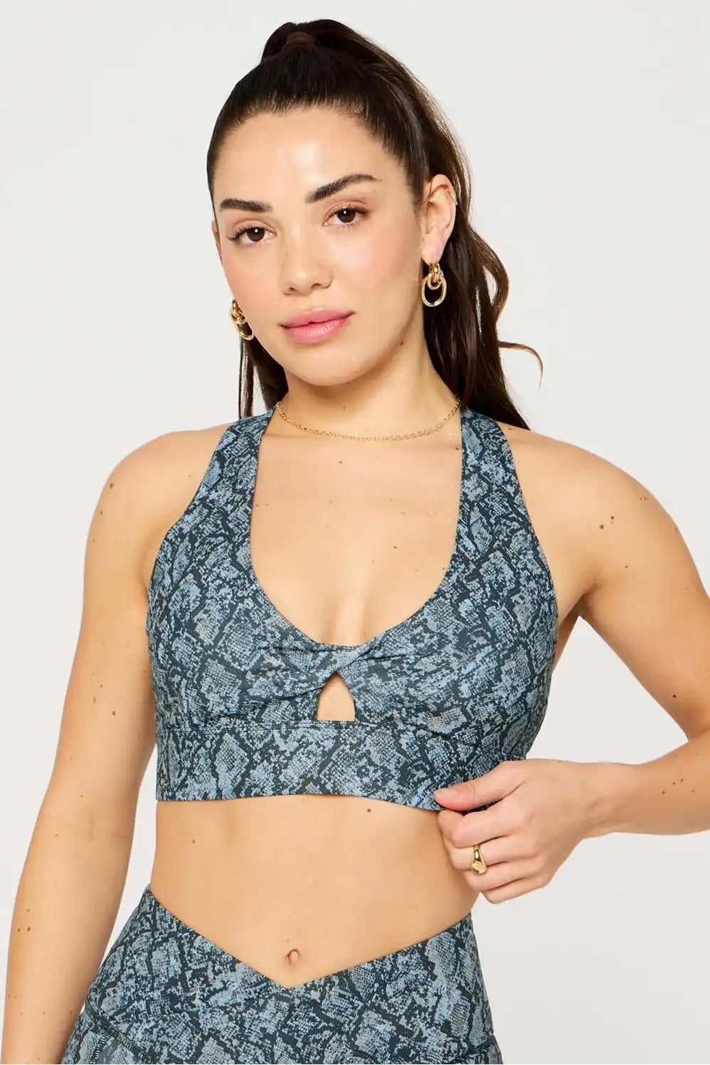 Oasis Twist Medium Impact Sports Bra Main image