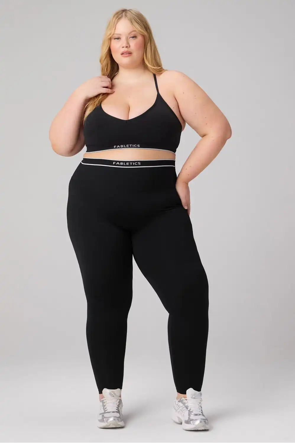 Seamless V-Neck Low Impact Bra