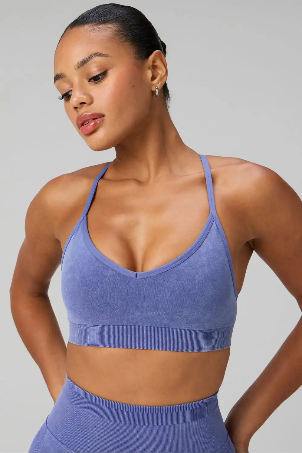 Seamless V-Neck Low Impact Bra Main image