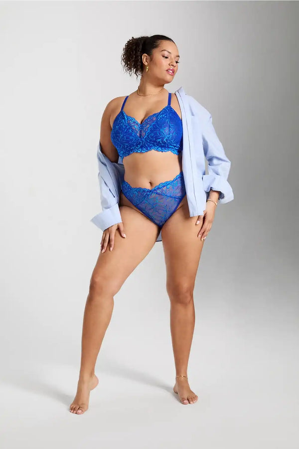 Smoothing Lace Mid Rise Brief