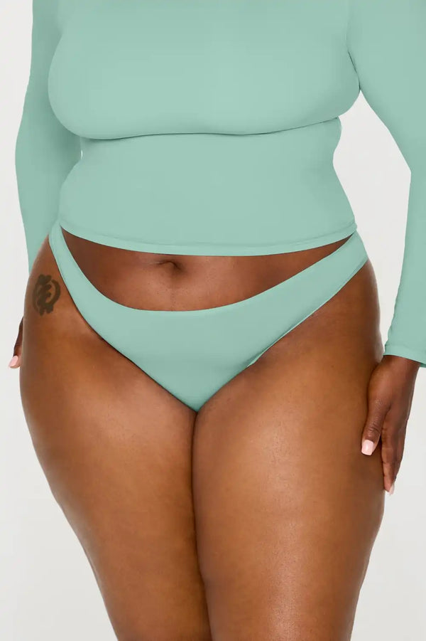 Stretchy Fit Dipped Bikini