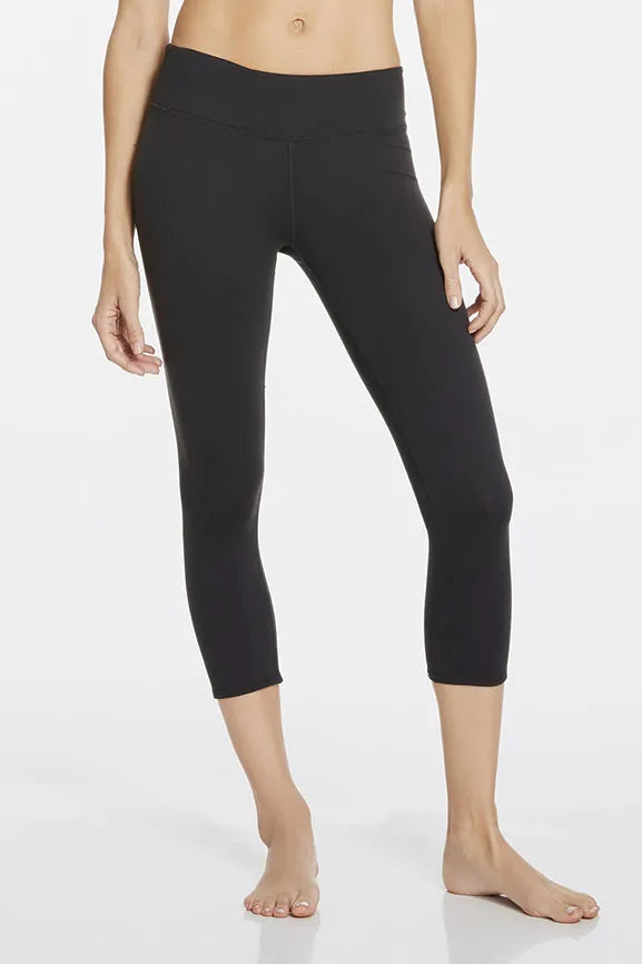 Define PowerHold® Mid-Rise Capri
