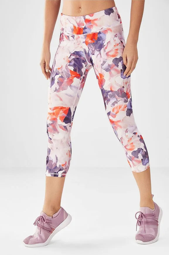 Define PowerHold® Mid-Rise Capri