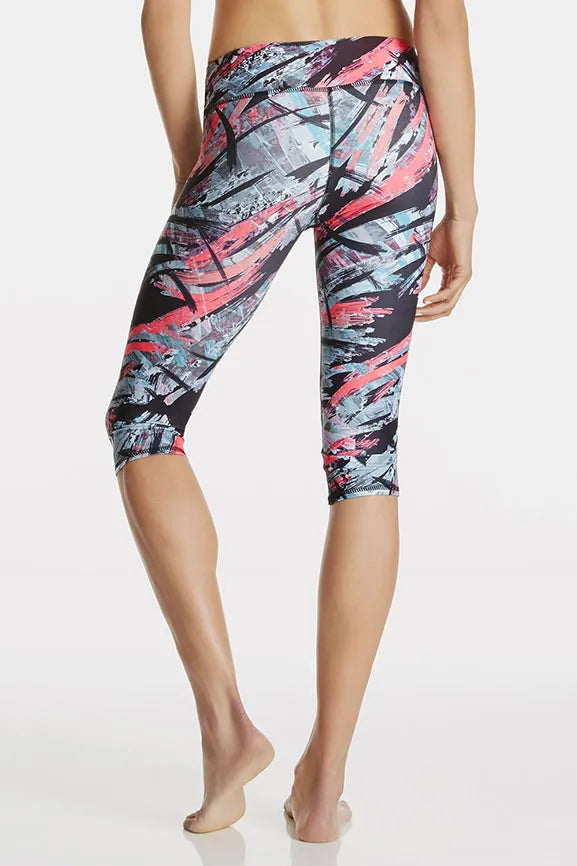 Mid-Rise Printed Powerhold® Crop