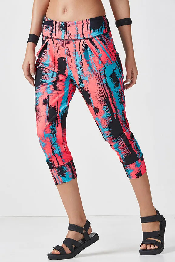 Yogi Capri Main image