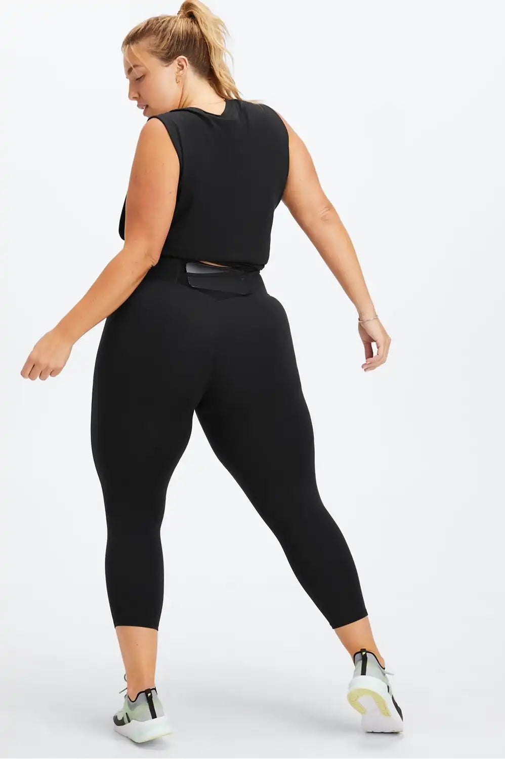 Trinity Motion365® High-Waisted Capri
