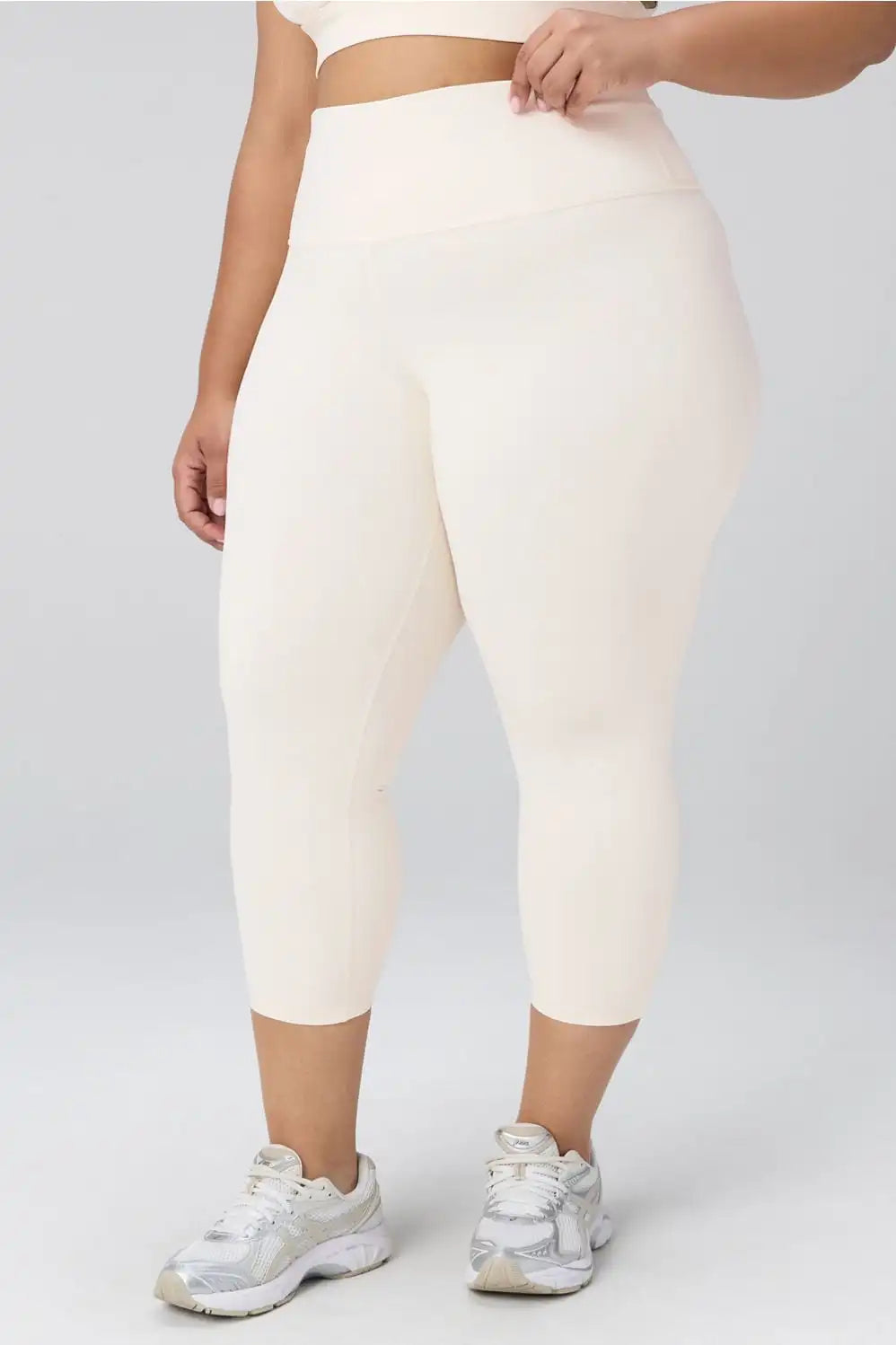 Define Capri 22"