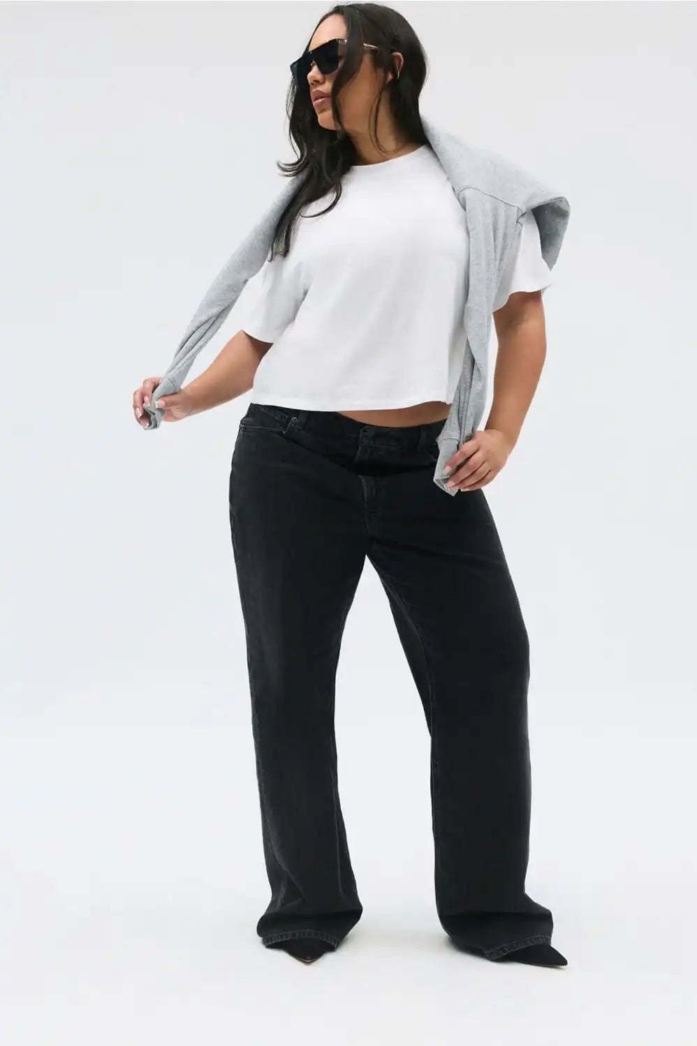 Mid Rise Baggy Jean