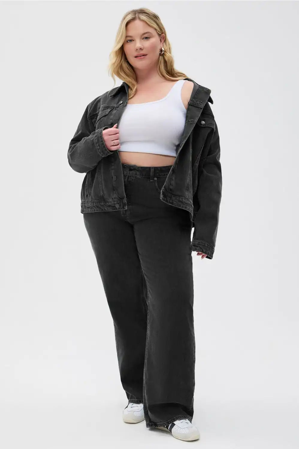 Mid Rise Baggy Jean