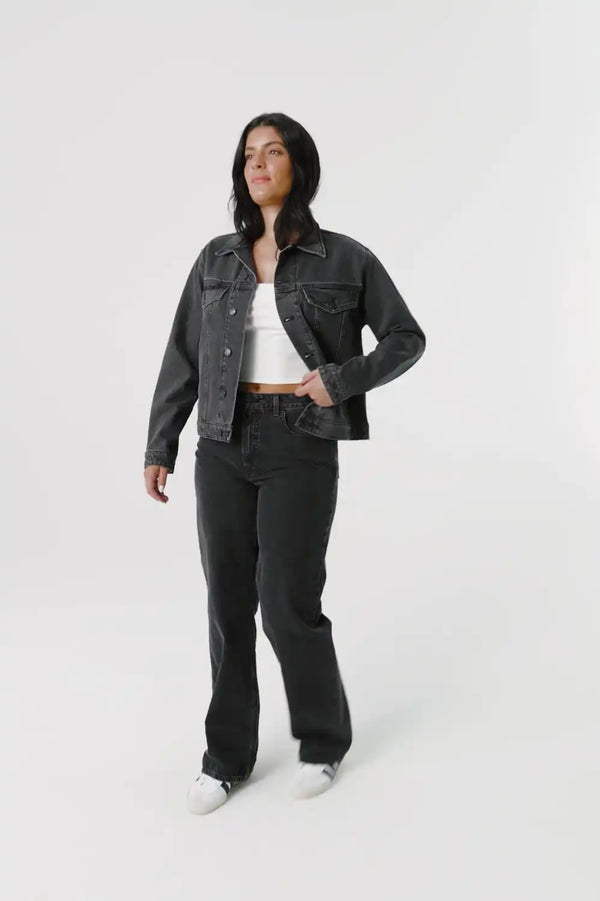 Mid Rise Baggy Jean
