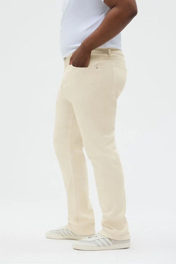 The Modern Stretch Jean (Straight Fit)