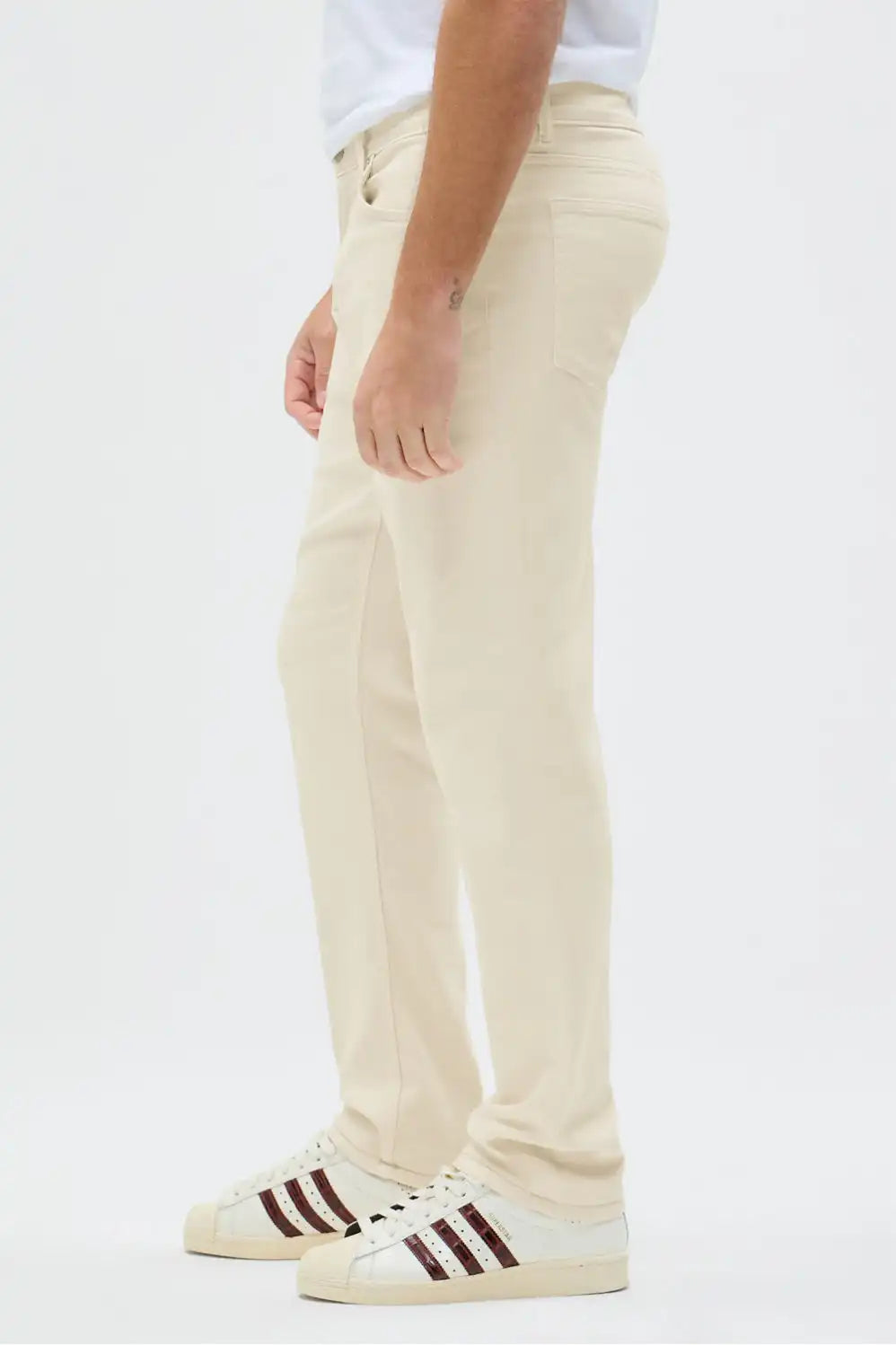 The Modern Stretch Jean (Straight Fit)