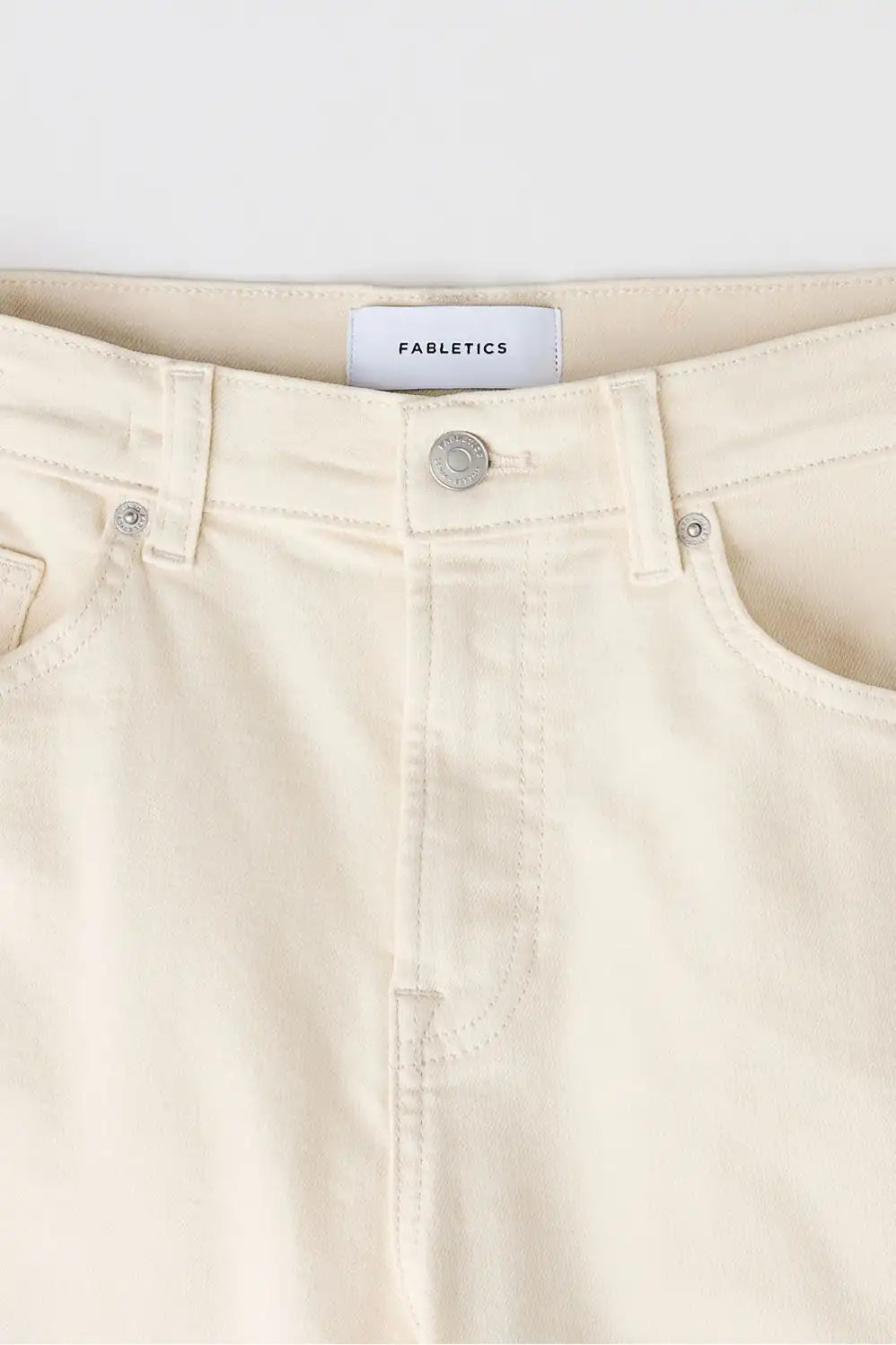 The Modern Stretch Jean (Straight Fit)