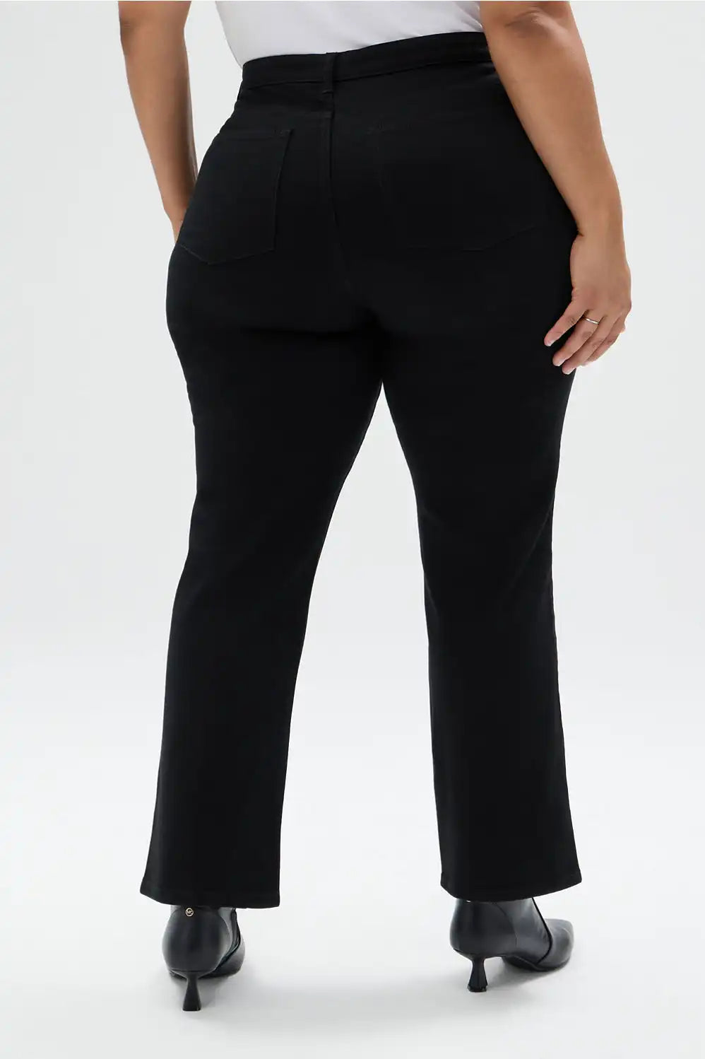High Rise Straight Jean