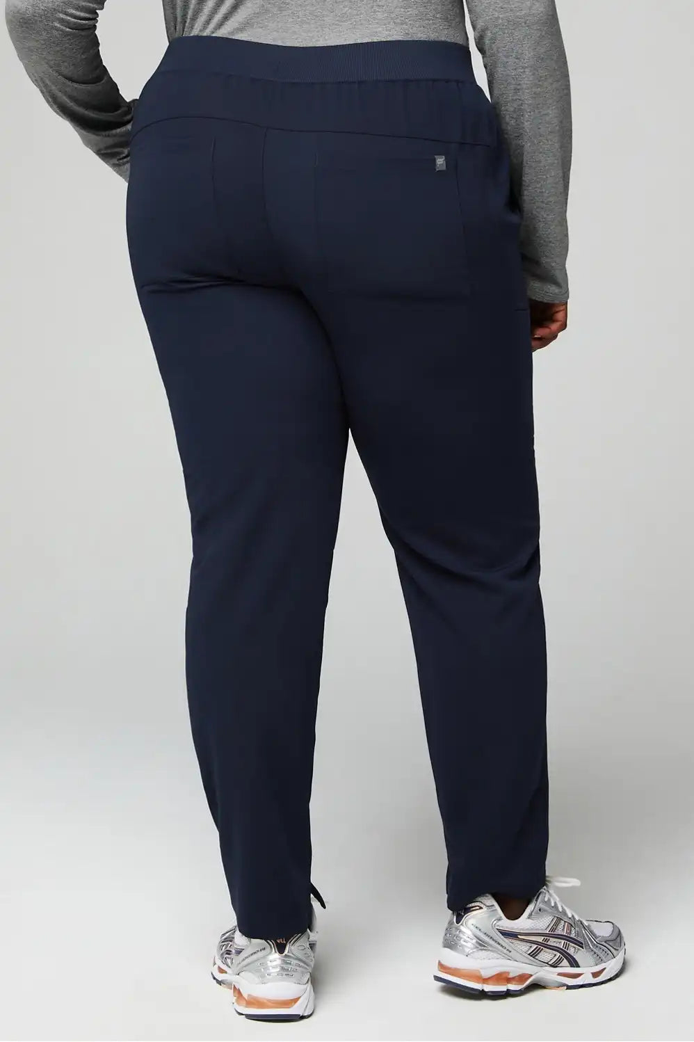 Evolve 3-Pocket Top + Ion Pant Set