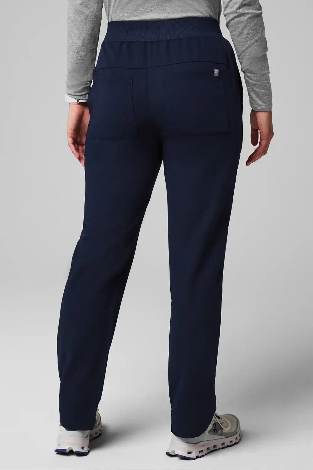 Evolve 3-Pocket Top + Ion Pant Set