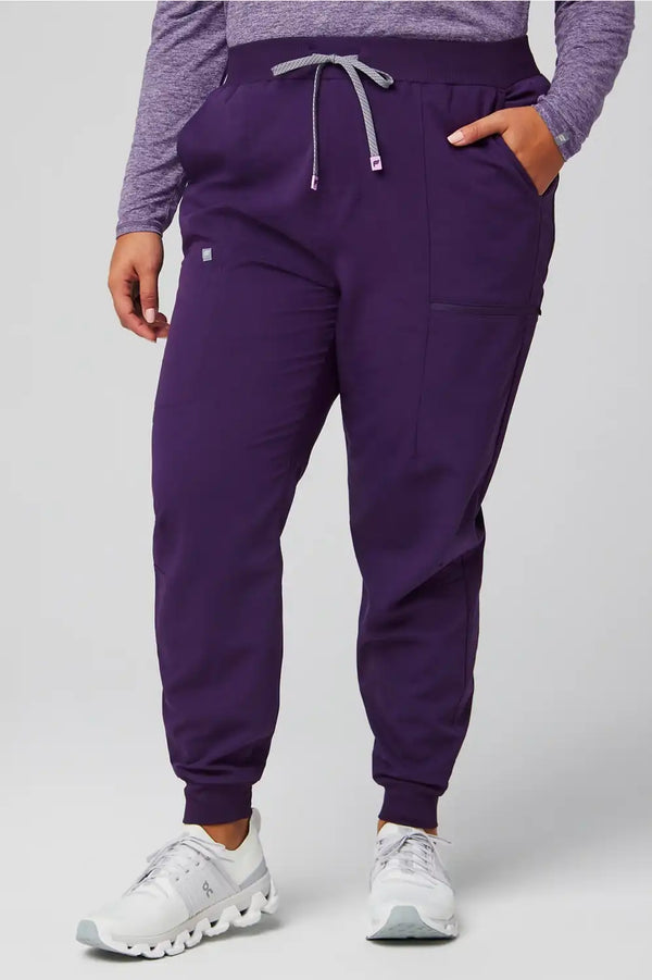 Evolve 3-Pocket Top + High-Rise On-Call Jogger Set