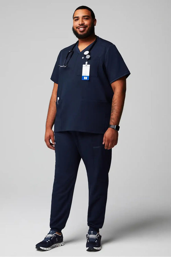 Max 4-Pocket Top + All-Shift Jogger Set