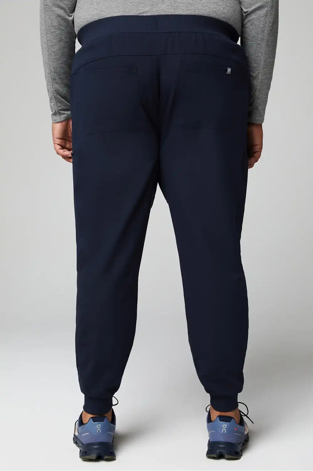 Max 4-Pocket Top + All-Shift Jogger Set