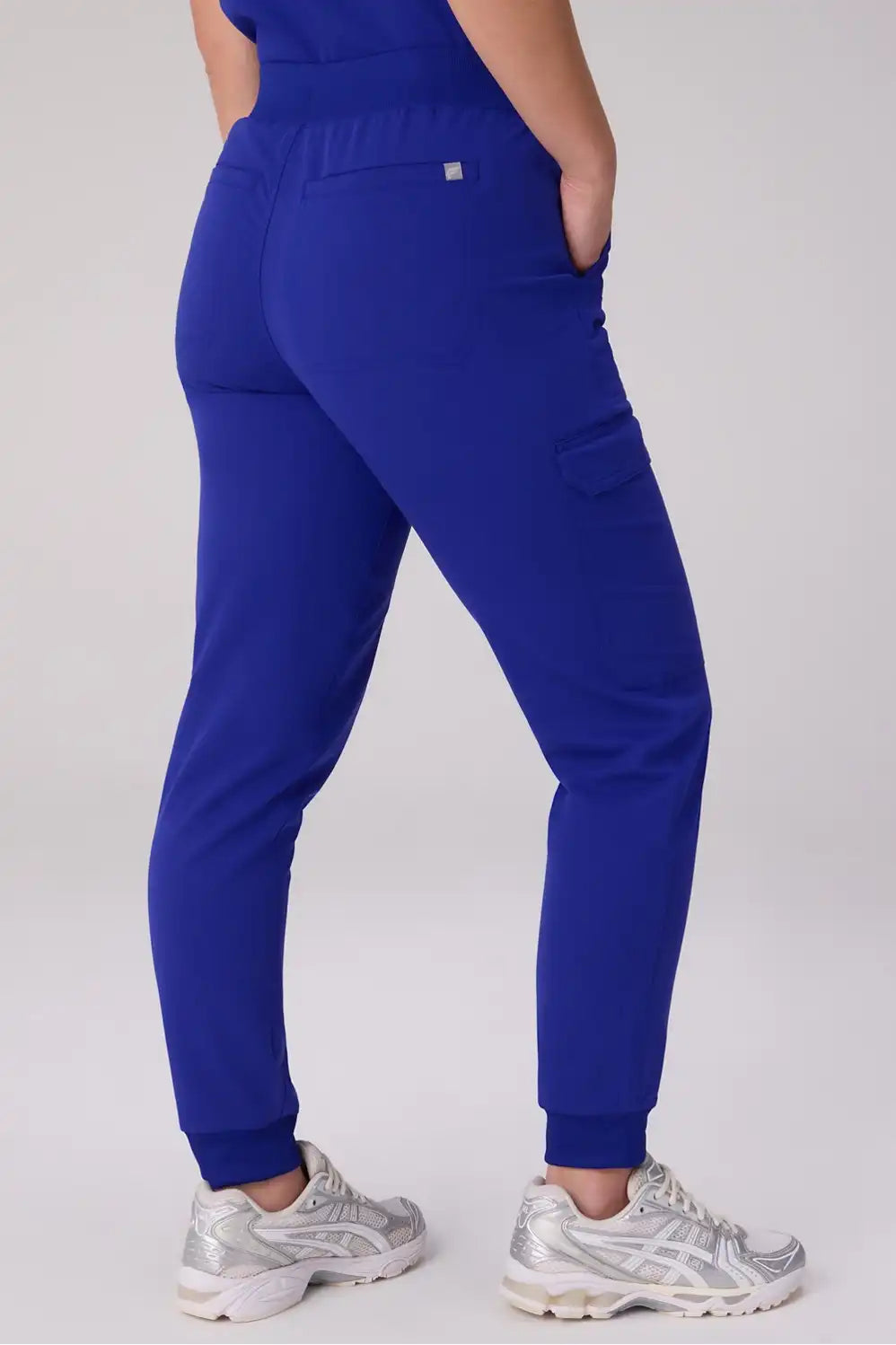 Method 2-Pocket Top + Evoke Cargo Jogger Set