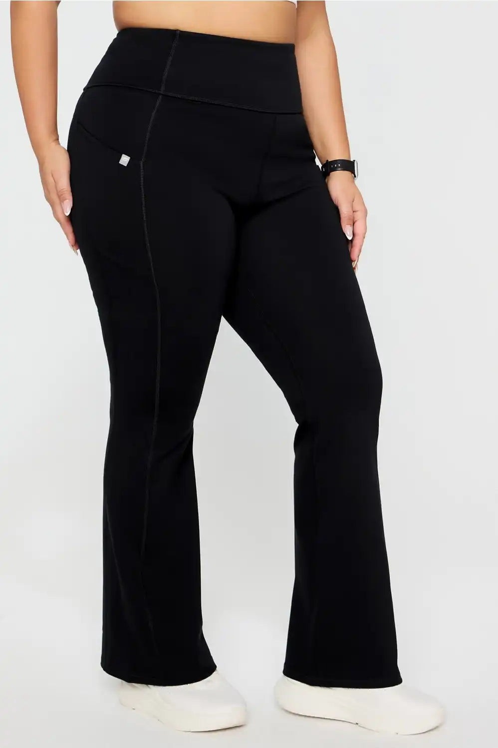 Vital 1-Pocket Top + Kick Flare Scrub Pant