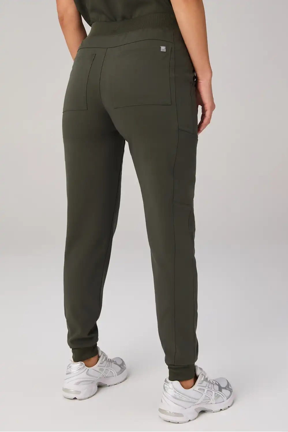 Vital 1-Pocket Top + Mid-Rise On-Call Scrub Jogger