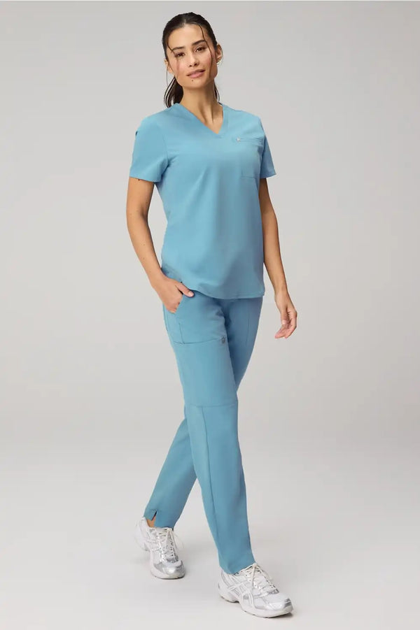 Evolve 3-Pocket Top + Ion Pant Set