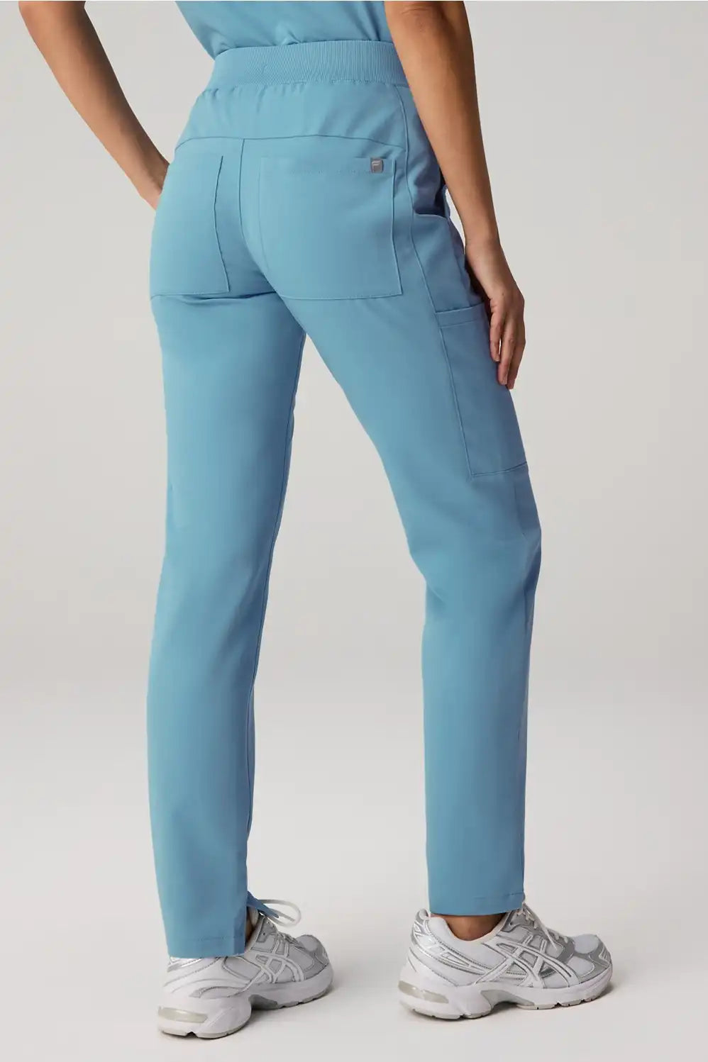 Evolve 3-Pocket Top + Ion Pant Set