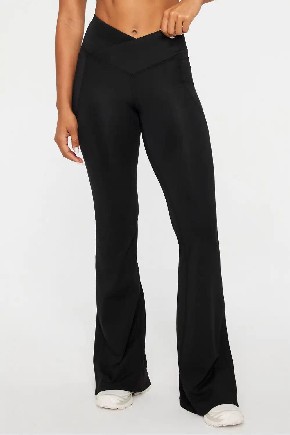 Oasis High-Waisted Crossover Flare + PonteFlex Kick Flare Legging Set
