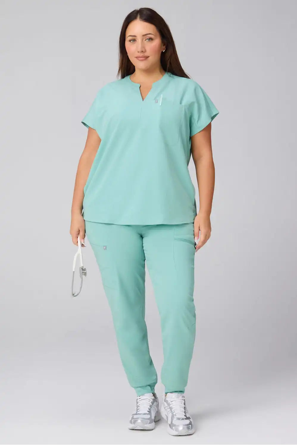 Evolve 3-Pocket Top + Mid-Rise On-Call Scrub Jogger