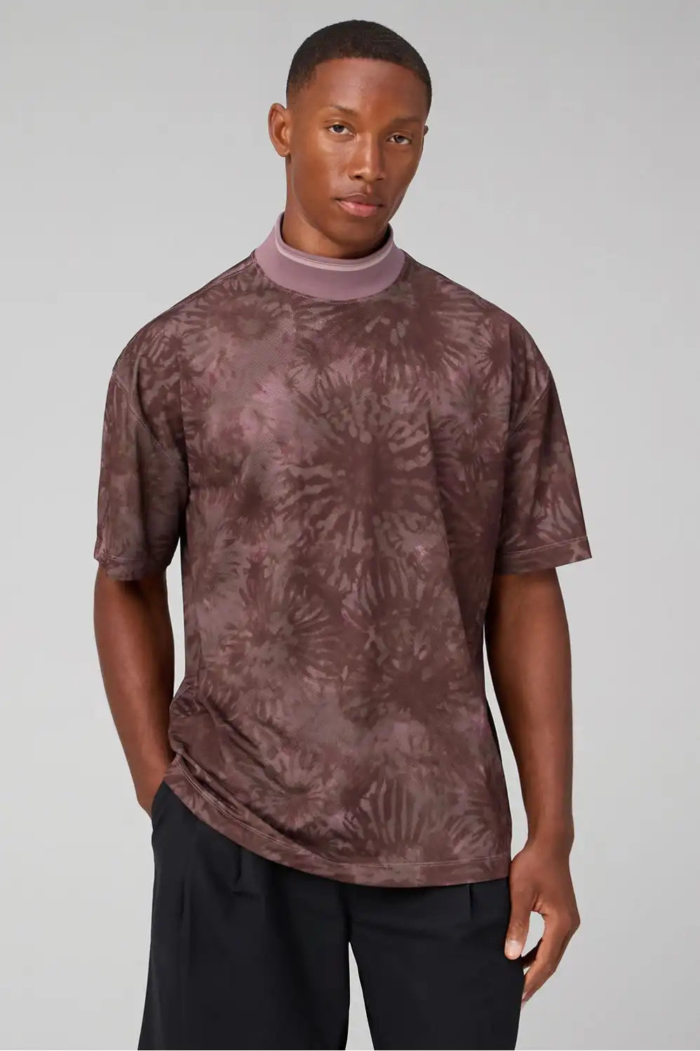 The Golf Mock Neck Tee (Oversized) + One Short Perforated 2-Piece Outfit Secondary image