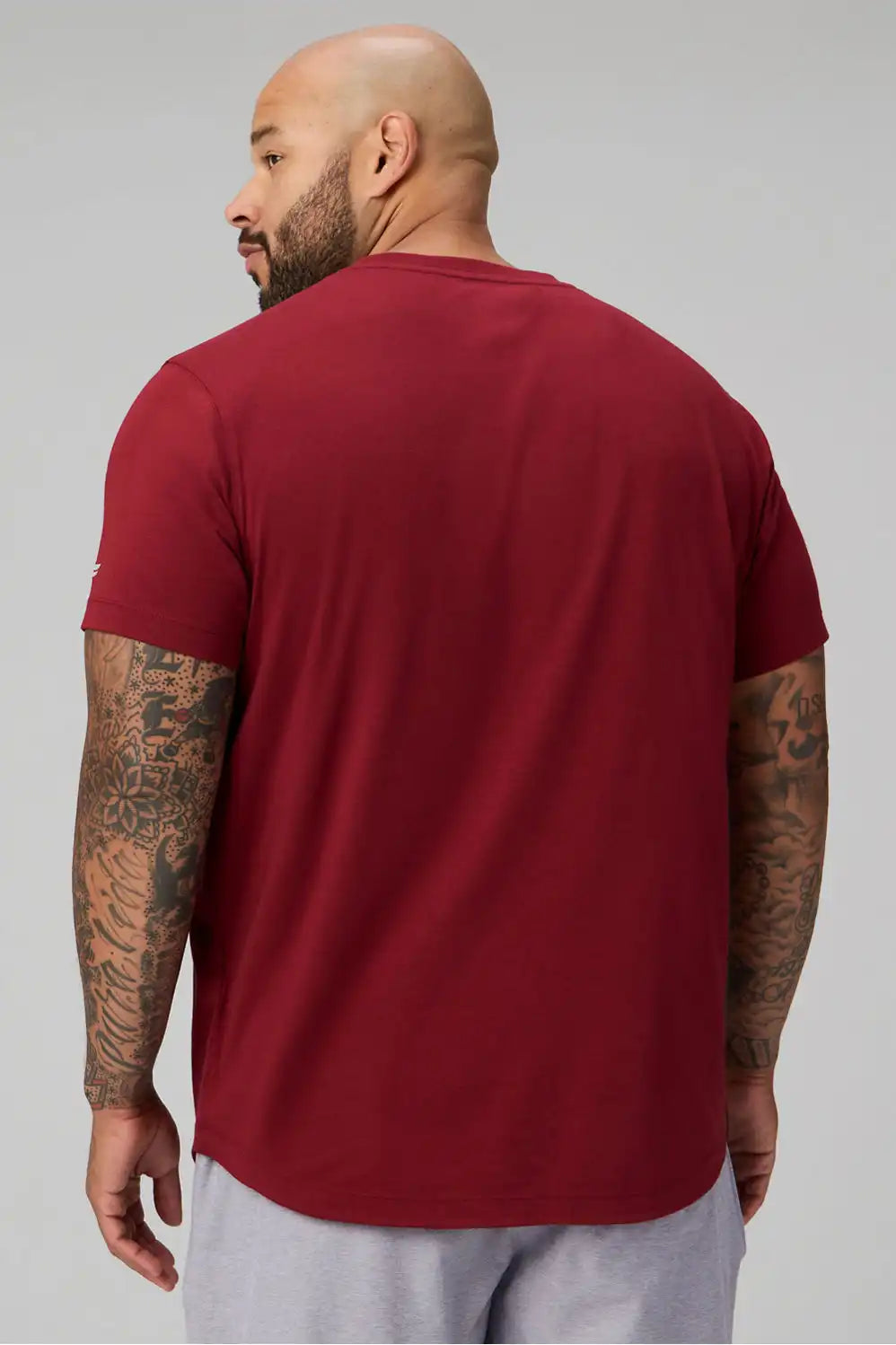 The 24-7 Tee (Curved Hem) + Cloud Jersey Short 2-Piece Outfit