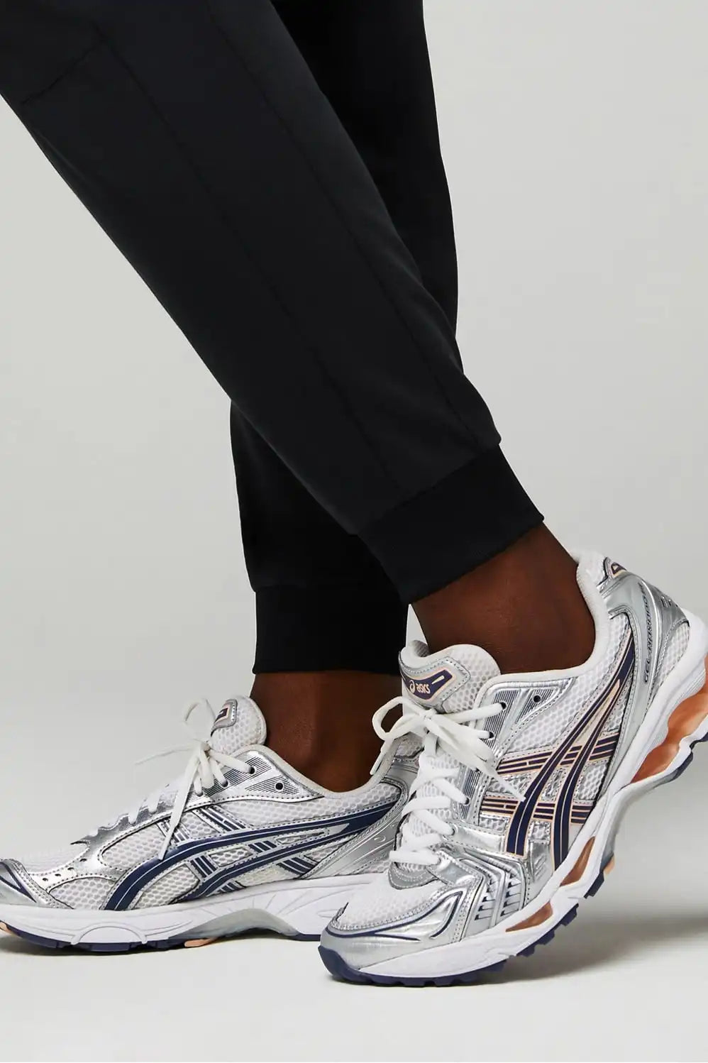 Mid-Rise On-Call Scrub Jogger