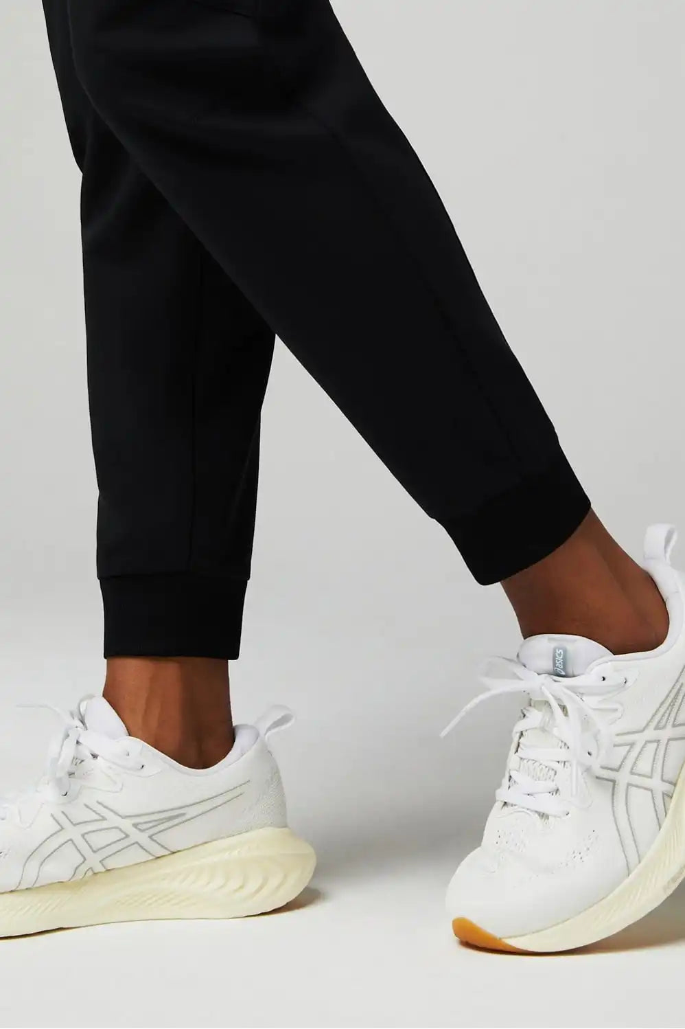 Mid-Rise On-Call Scrub Jogger