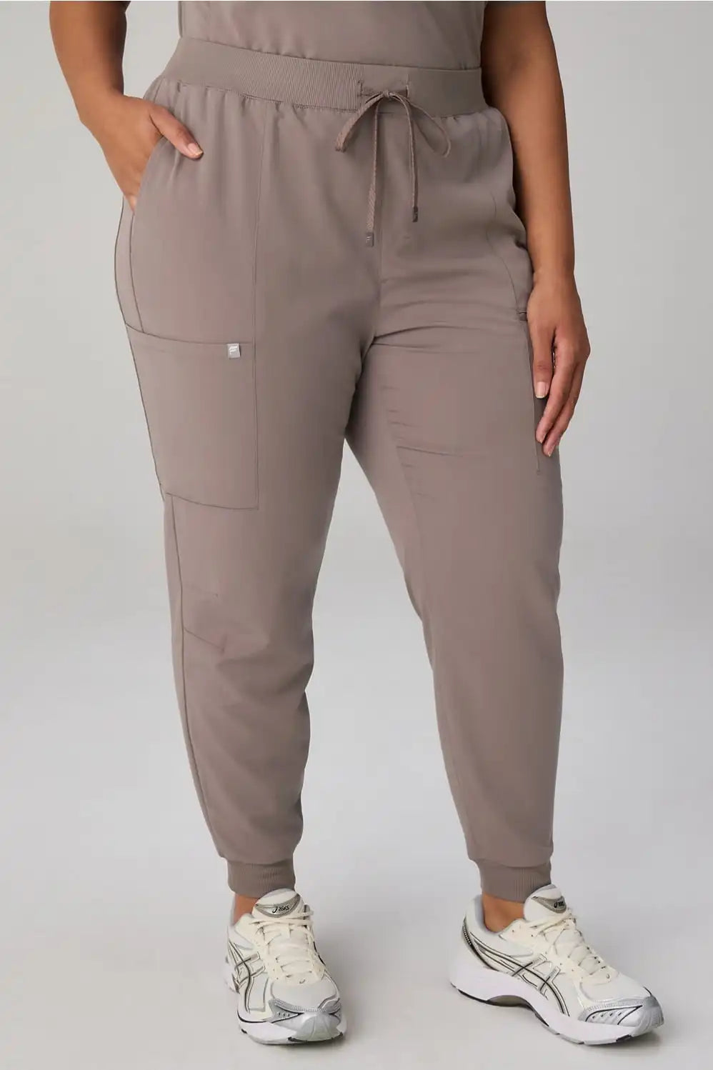 Mid-Rise On-Call Scrub Jogger