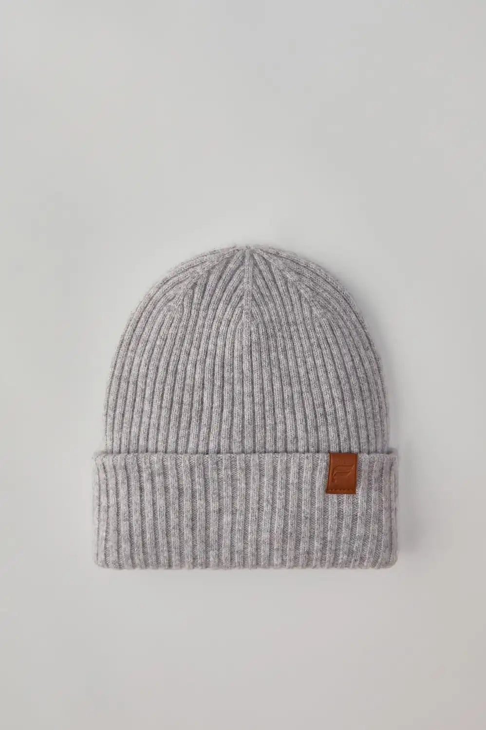 The Supersoft Cashmere Blend Beanie Main image
