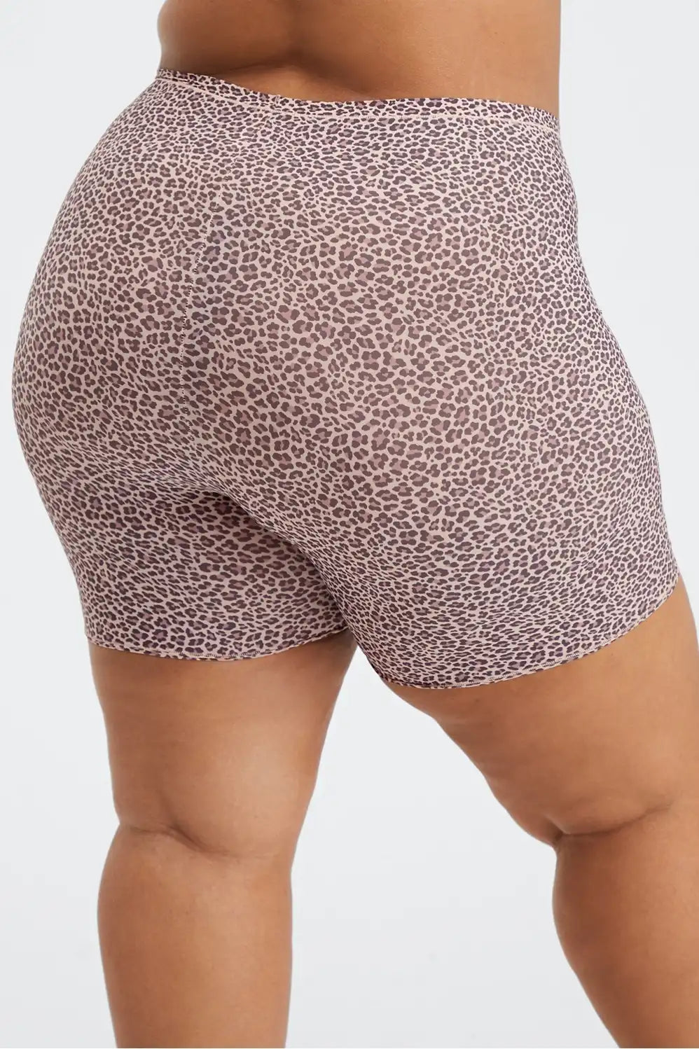 Fine Touch Short