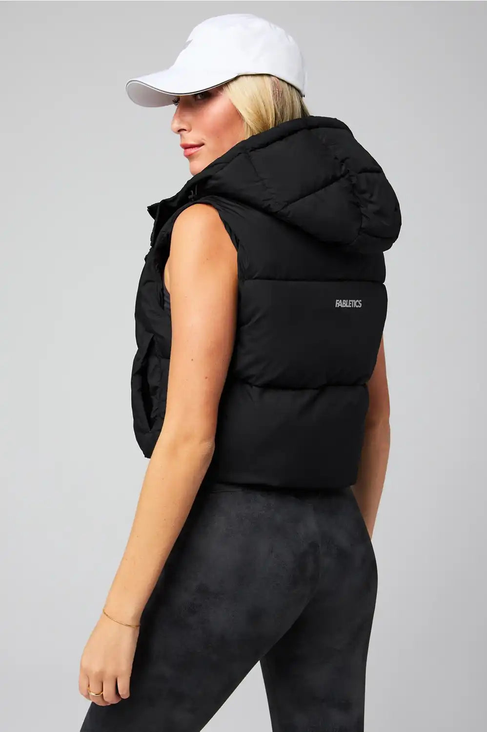 Essential Cropped Hooded Puffer Vest Secondary image