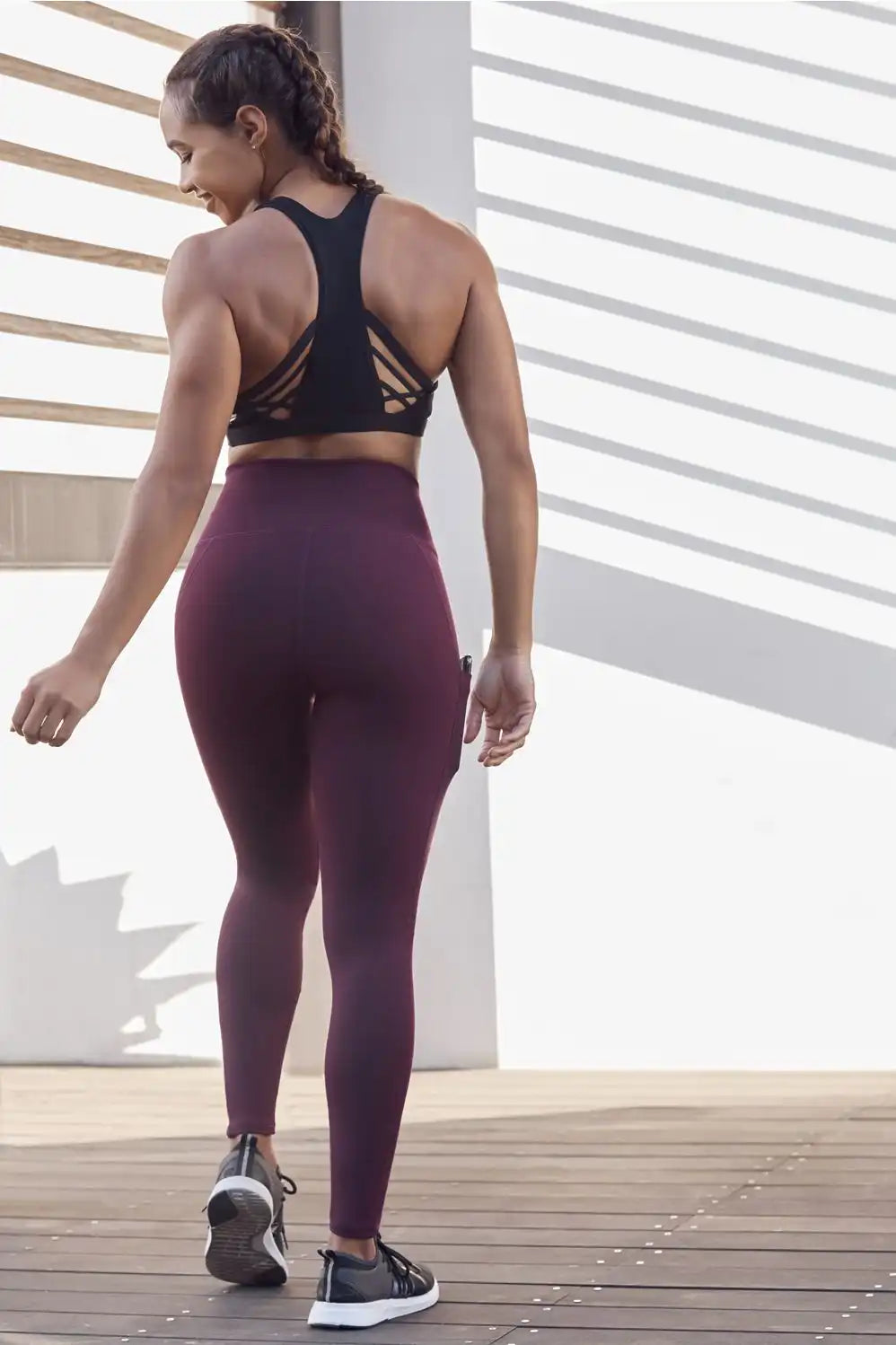 On-The-Go PowerHold® High-Waisted Legging