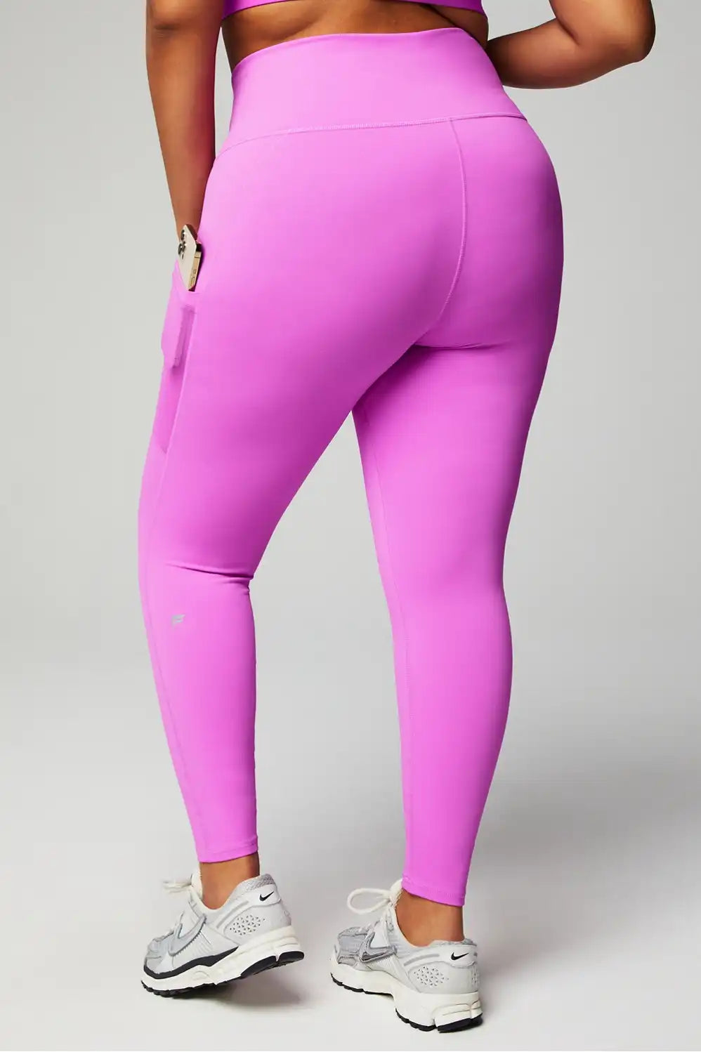 On-The-Go PowerHold® High-Waisted Legging